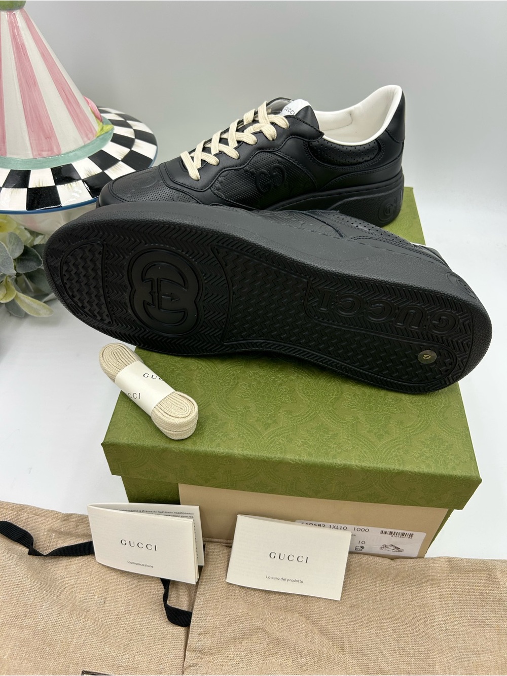 Men's Gucci GG embossed black leather sneakers size 10 fits 10.5 US made Italy - Picture 14 of 15